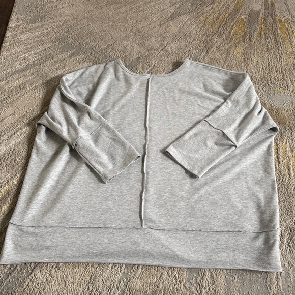 Spanx pullover gray sweatshirt Perfect Length Top Dolman 3/4 Sleeve 3X - Picture 9 of 9